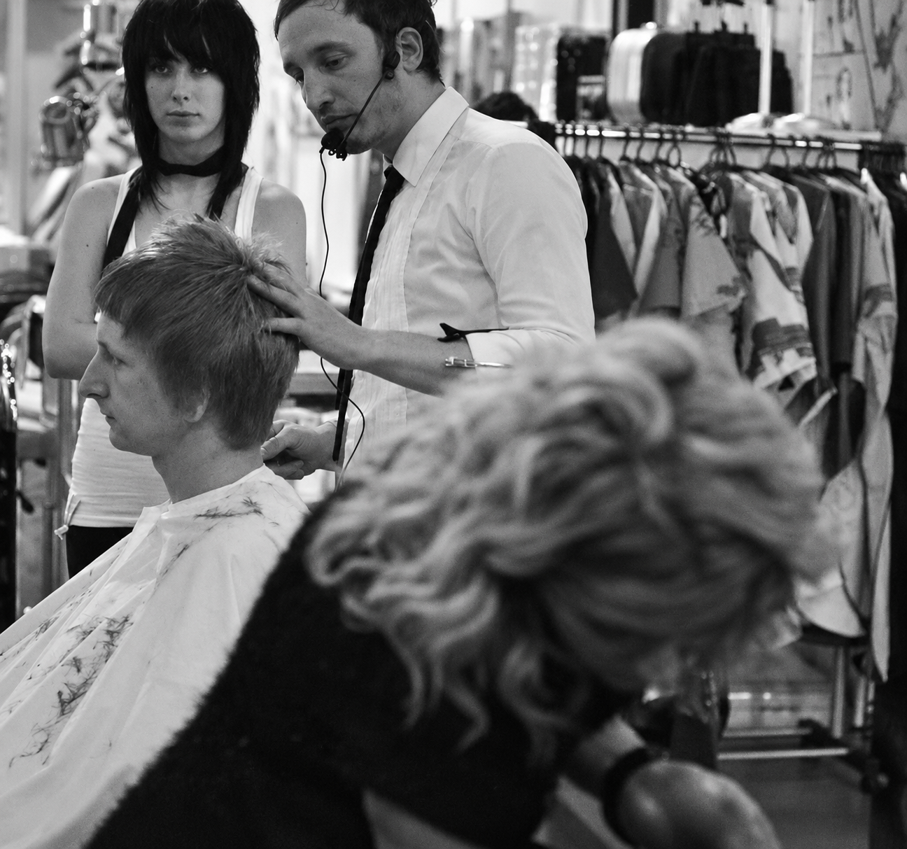 Andrii Gerashchenko teaching a hairstyling masterclass
